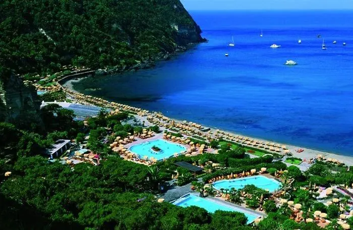 Casa Nel Проживание в семье Искья